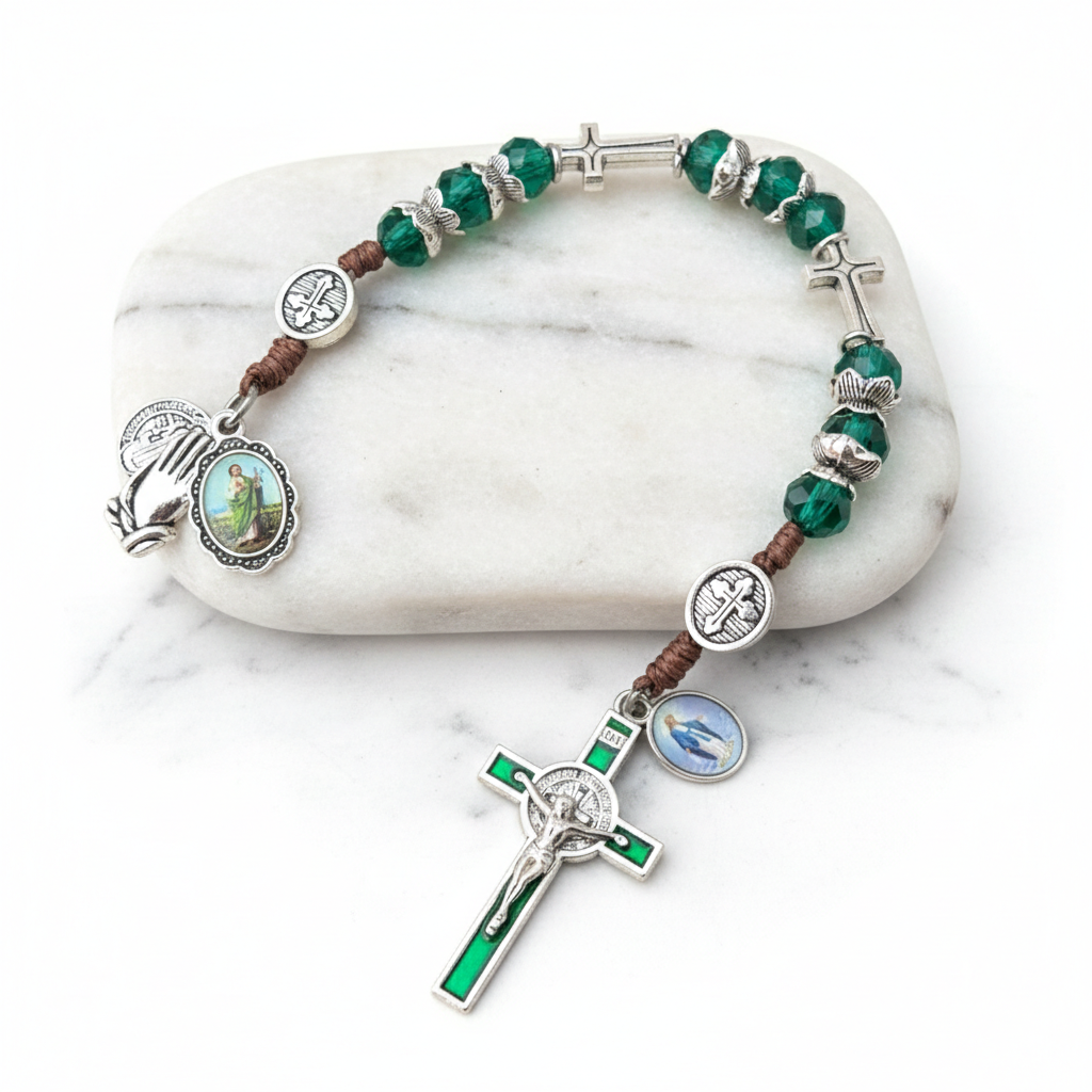 St. Jude Thaddeus Nine-Bead Novena Rosary – Green Crystal Pocket Rosary for Impossible Causes – Catholic Patron of Hope Chaplet with St. Benedict Crucifix