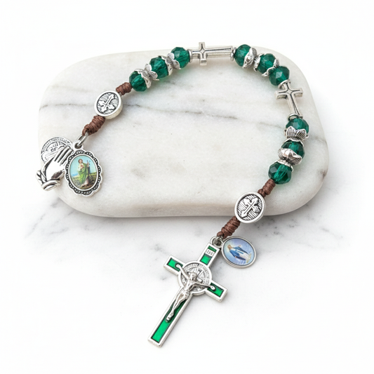 St. Jude Thaddeus Nine-Bead Novena Rosary – Green Crystal Pocket Rosary for Impossible Causes – Catholic Patron of Hope Chaplet with St. Benedict Crucifix