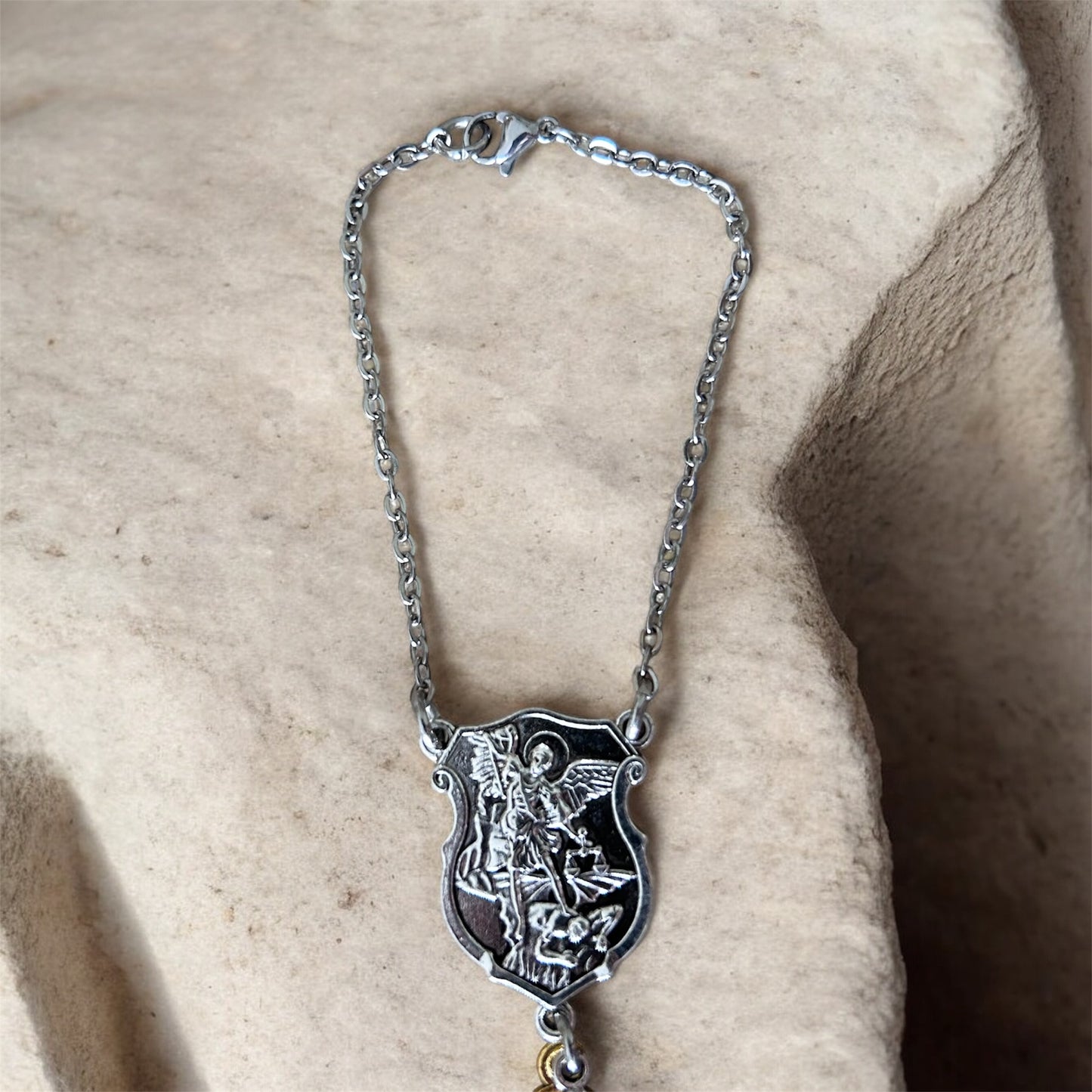 St. Michael Archangel Car Charm – Religious Rearview Mirror Hanging Ornament – Protection Cross & Angel Wings Pendant